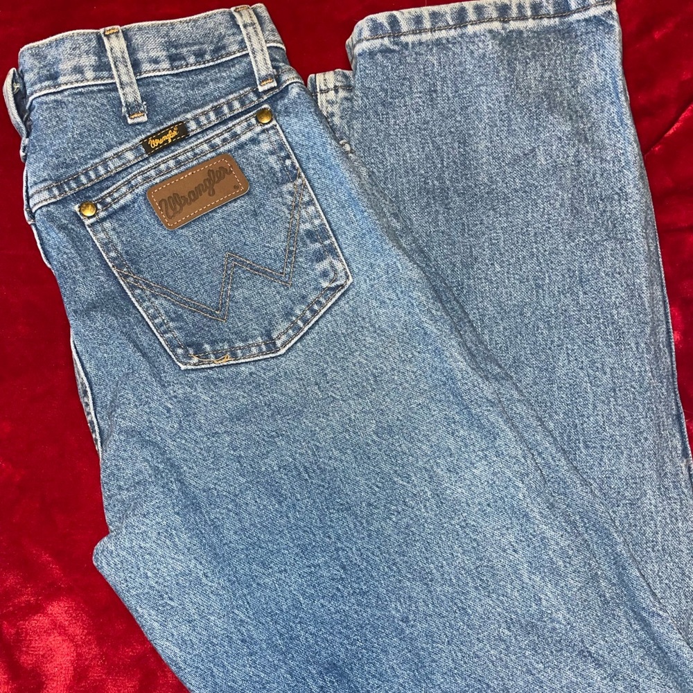Wrangler Cowboy Cut